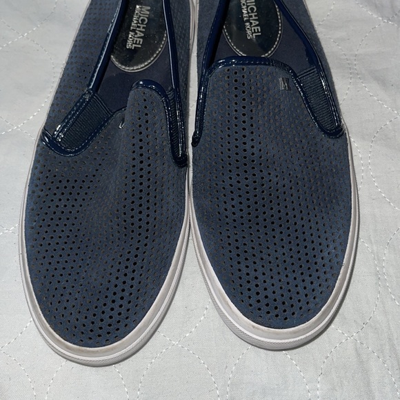 Michael  Kors brett perforated slip sneakers navy - Picture 5 of 7